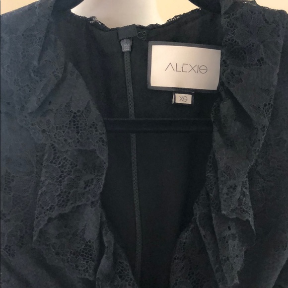 Alexis black Lace Dress - Picture 7 of 7